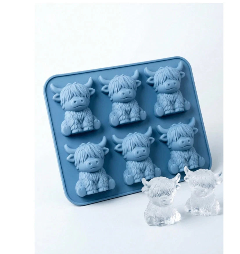 Mini Highland Cow Ice Cube Mold, Cute 3D Highland Cow Silicone Ice Cube Tray